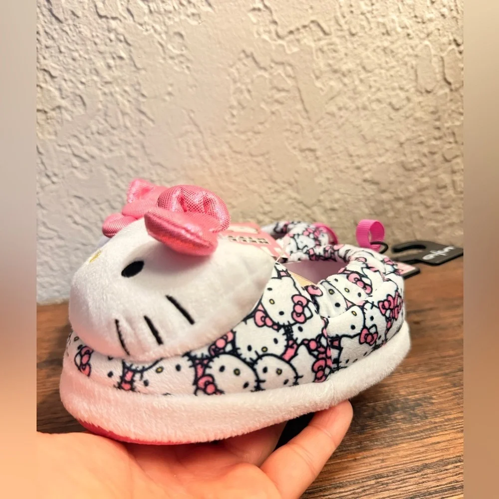 Hello Kitty White Plush Baby Slippers with Pink Bows